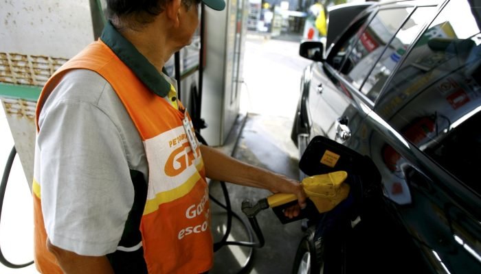 petrobras-bomba-combustiveis-foto-bigstock.jpg