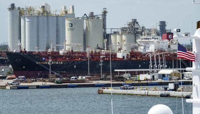 petroleo-eua-exportacao-ormuz.jpg