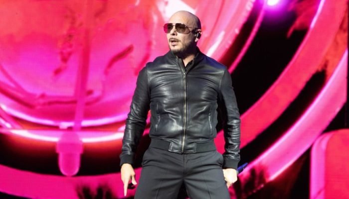 pitbull-gettyimages-2218828974_widelg.jpg