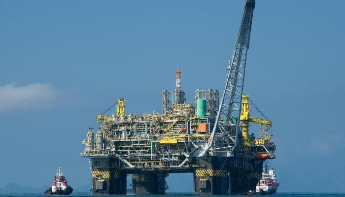 plataforma_de_petroleo.jpg