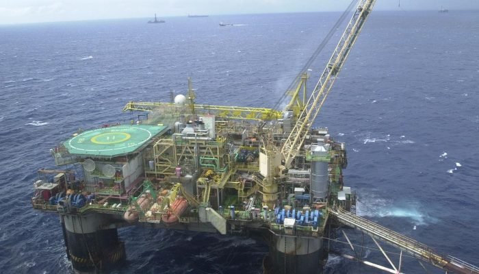 plataforma_de_petroleo_1.jpg