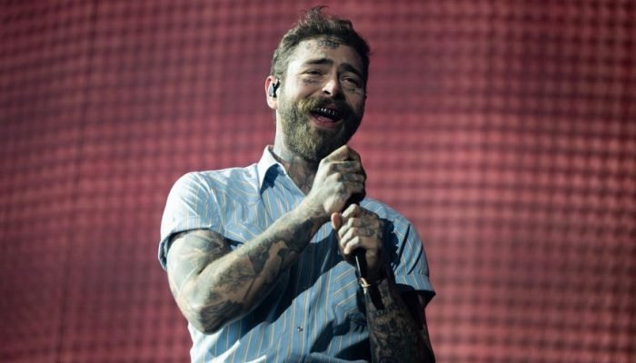 post-malone-ex-hee-sung-jamie-park-guarda-filha-foto-scott-dudelson-getty-images-for-coachella-22112.jpeg