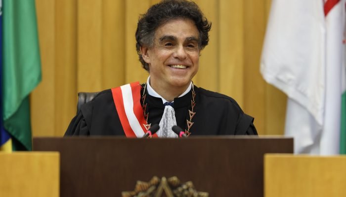 presidente-tst-nos-vermelhos.jpg
