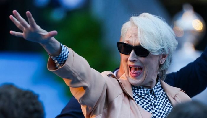 roteirista-de-o-diabo-veste-prada-2-afirma-que-fotos-vazadas-sao-desejo-legitimo-dos-fas-2228119094.jpeg