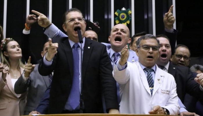 sostenes-tarcisio-mp.jpg