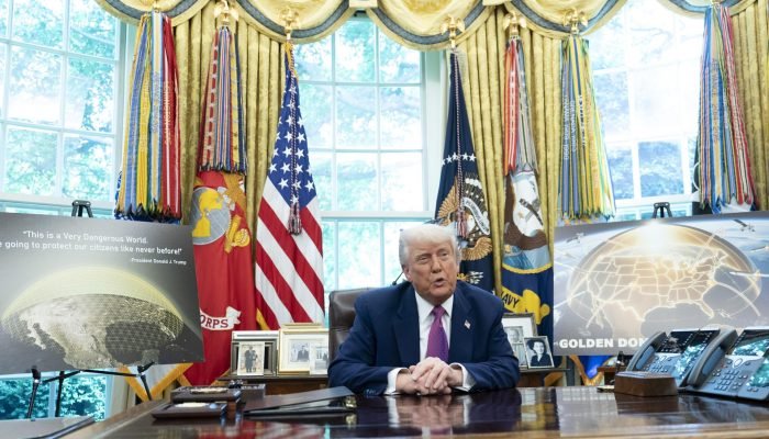 trump.canada.domo_.dourado.jpg