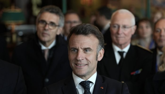 trump.franca.jpg