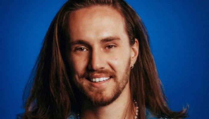 vitor-kley-celebra-nova-fase-com-o-album-as-pequenas-grandes-coisas-um-presente-da-vida_widelg.jpg
