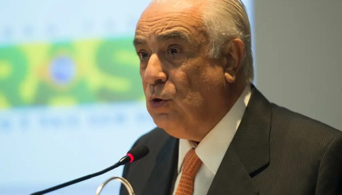 Antonio-Carlos-2.jpg Antonio-Carlos-2.jpg