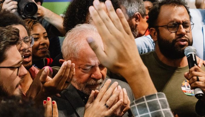 Apocalipse-nos-Tropicos-e-um-dos-favoritos-ao-Oscar-de-Melhor-Documentario-segundo-Hollywood-Reporte.jpeg Apocalipse-nos-Tropicos-e-um-dos-favoritos-ao-Oscar-de-Melhor-Documentario-segundo-Hollywood-Reporte.jpeg