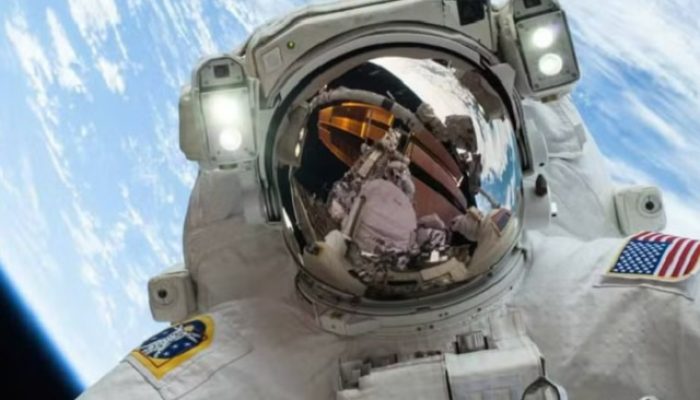 Astronautas1.jpg Astronautas1.jpg