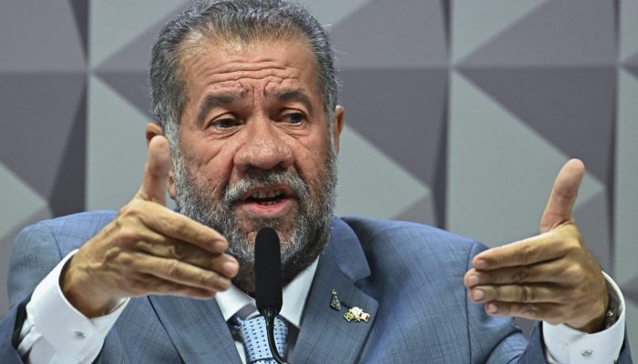 Carlos-Lupi-scaled.jpg Carlos-Lupi-scaled.jpg