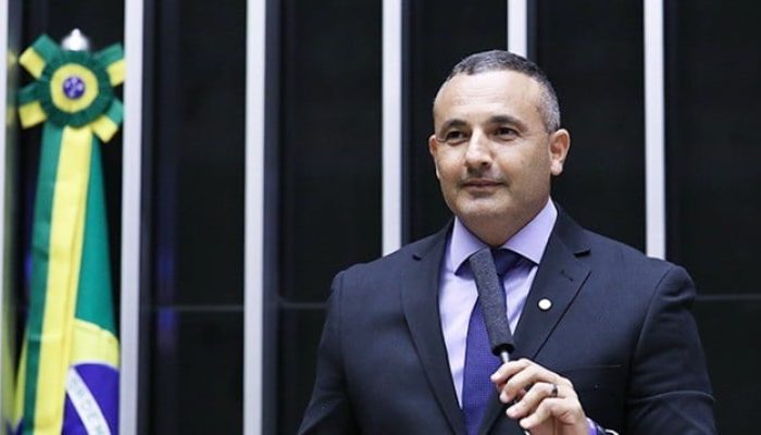 Deputado.jpg Deputado.jpg