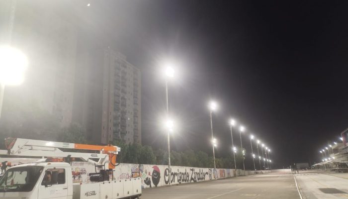ILUMINACAO-SAMBODROMO-PREFEITURA.jpg