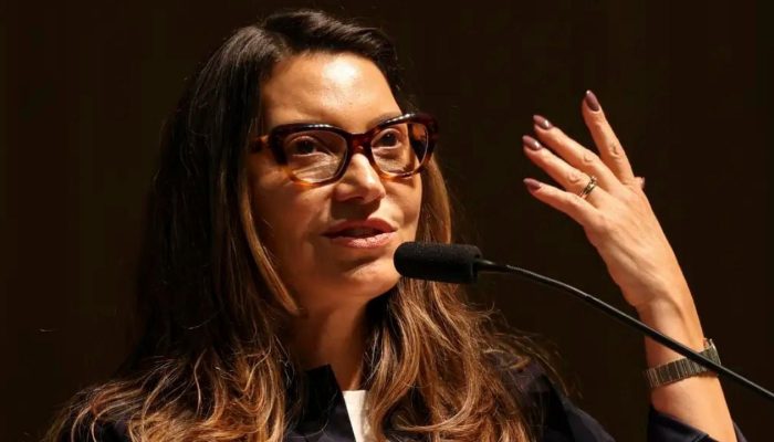 Janja-afirmou-que-continuara-com-seu-estilo-nos-bastidores-da-politica-e-nas-agendas-presidenciais.j.jpeg