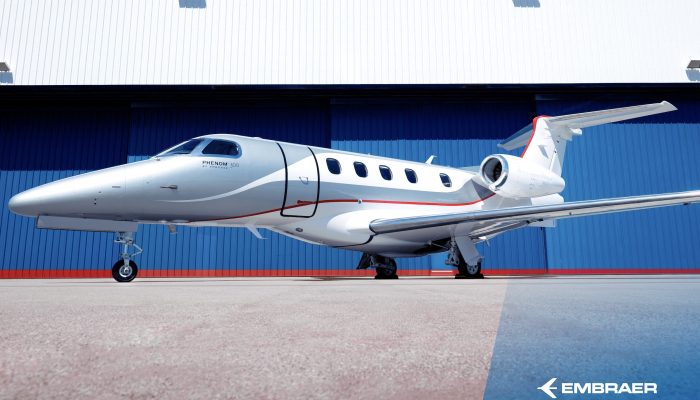 Jato-executivo-Phenom-300-da-Embraer_Foto-divulgacao-Embraer.jpg