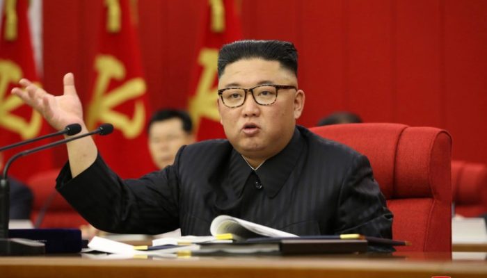 Kim-Jong-un-Coreia-do-Norte-MC3ADssil.jpg