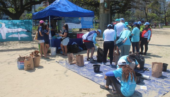 MUTIRAO-LIMPEZA-PRAIA-GONZAGA.jpeg