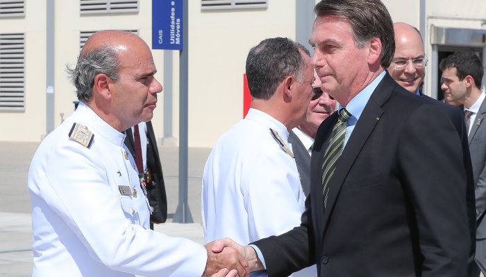 Marcos-Sampaio-Olsen-e-Jair-Bolsonaro.jpg Marcos-Sampaio-Olsen-e-Jair-Bolsonaro.jpg