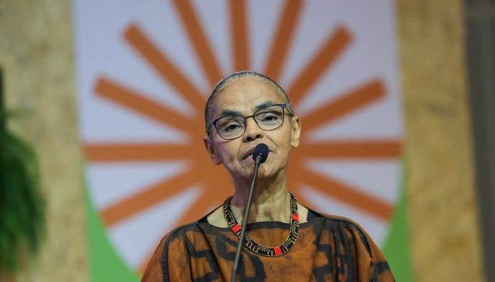 Marina-conf.jpg Marina-conf.jpg