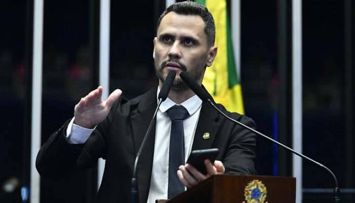 Senador-Cleitinho.jpg Senador-Cleitinho.jpg