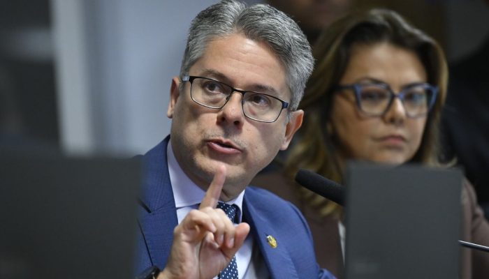 alessandro-vieira-diz-que-recolheu-27-assinaturas-para-prorrogar-cpi-do-crime-organizado-1.jpg