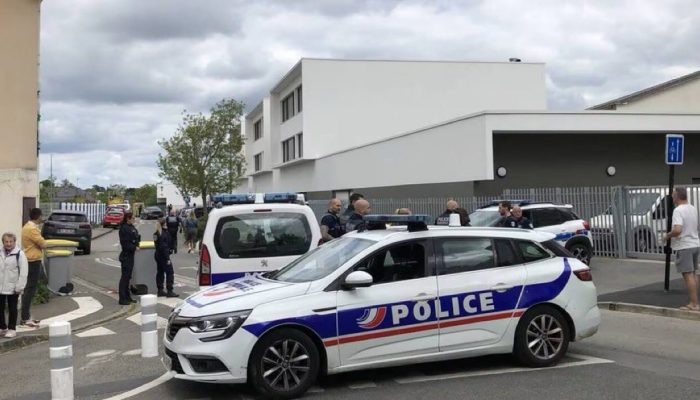 ataque-franca.jpeg ataque-franca.jpeg