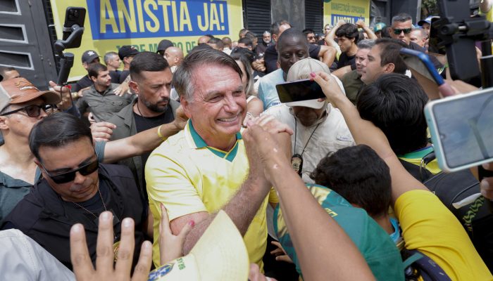ato-anistia-Bolsonaro.jpg