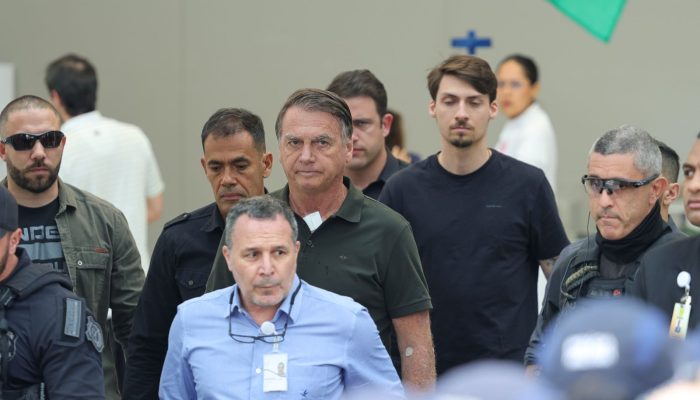 bolsonaro-escolta-hospital-gsi.jpg bolsonaro-escolta-hospital-gsi.jpg