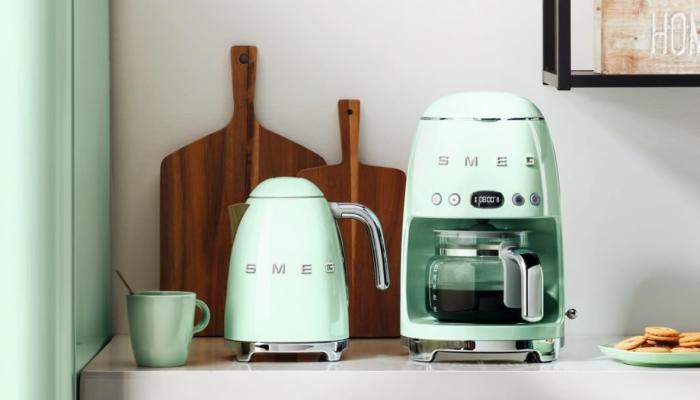 cafeteira-smeg.png cafeteira-smeg.png