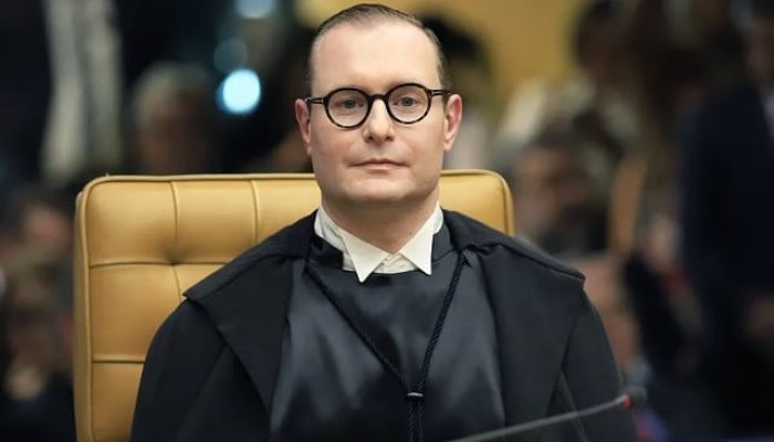 cristiano-zanin-stf-justica-eleitoral-do-acre-investigacao-contra-jair-bolsonaro.jpg cristiano-zanin-stf-justica-eleitoral-do-acre-investigacao-contra-jair-bolsonaro.jpg