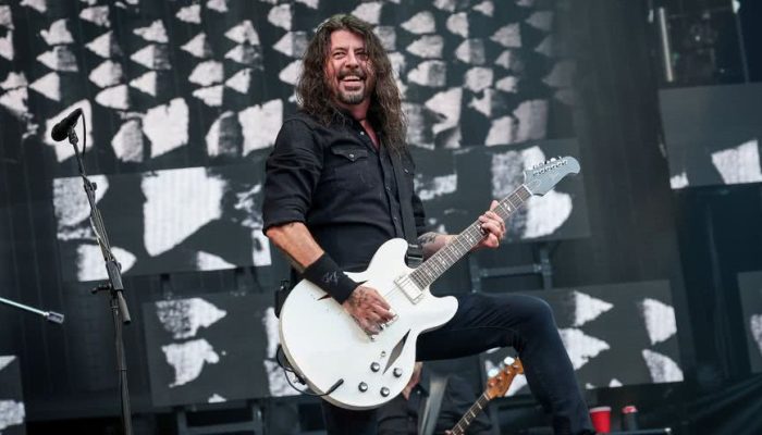 dave-grohl-foo-fighters-2024-foto-kevin-mazur-getty-images-for-foo-fighters-2158478828_widelg.jpg
