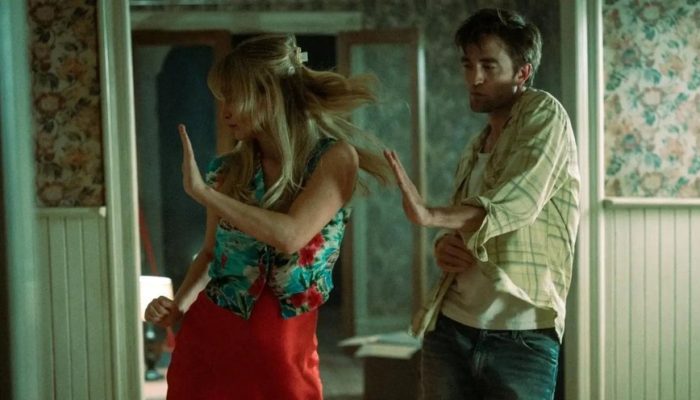 die-my-love-filme-robert-pattinson-medo-colapso-mental-cena-danca-jennifer-lawrence-foto-divulgacao.jpeg die-my-love-filme-robert-pattinson-medo-colapso-mental-cena-danca-jennifer-lawrence-foto-divulgacao.jpeg