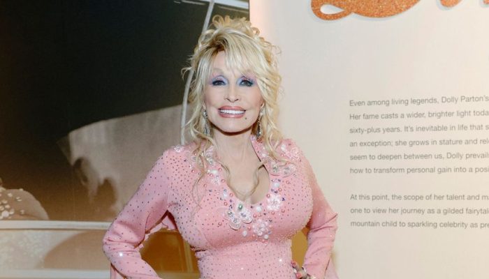 dolly-parton-recebera-oscar-honorario-no-governors-awards-2025-foto-jason-kempin-getty-images-221599.jpeg dolly-parton-recebera-oscar-honorario-no-governors-awards-2025-foto-jason-kempin-getty-images-221599.jpeg