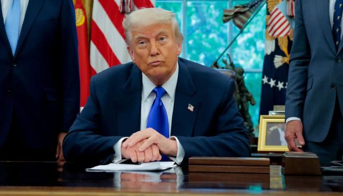 donald-trump-volta-atras-em-plano-de-tarifar-filmes-estrangeiros-nos-eua-2213600883_widelg.jpg donald-trump-volta-atras-em-plano-de-tarifar-filmes-estrangeiros-nos-eua-2213600883_widelg.jpg