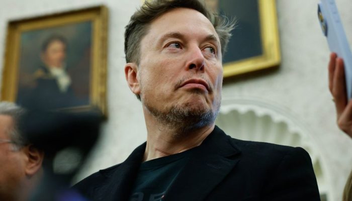 elon-musk-gettyimages-2216312549_widelg.jpg