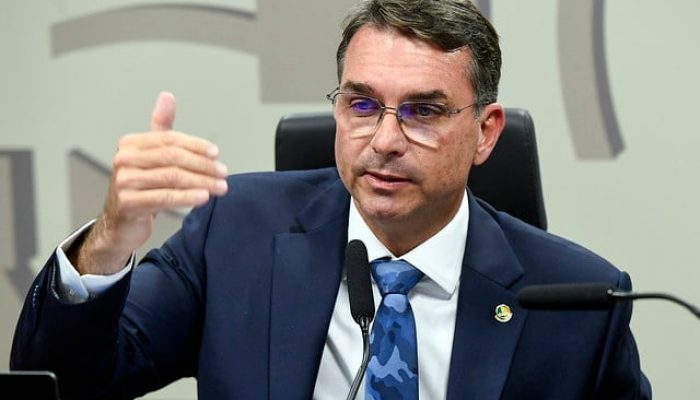 flavio-bolsonaro-2.jpg