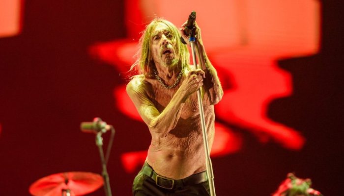 iggy-pop-show-the-town-foto-leca-suzuki_widelg.jpg