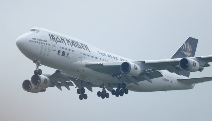 iron-maiden-aviao-ed-force-one-2016-foto-sean-gallup-getty-images_widelg.jpg