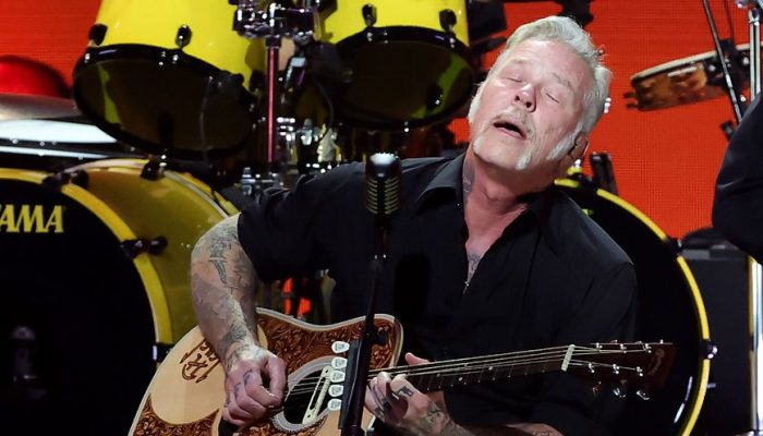 james-hetfield-metallica-2024-helping-hands-kevin-winter-getty-images_widelg.jpg