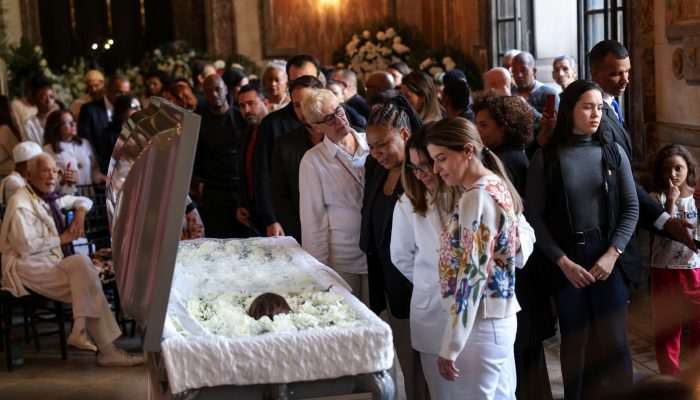 janja-velorio-preta-gil.jpg janja-velorio-preta-gil.jpg