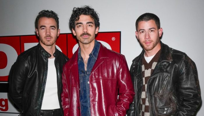 jonas-brothers-lancam-musica-e-prometem-novidades-para-comemorar-20o-aniversario_qa194945318_widelg.jpeg jonas-brothers-lancam-musica-e-prometem-novidades-para-comemorar-20o-aniversario_qa194945318_widelg.jpeg