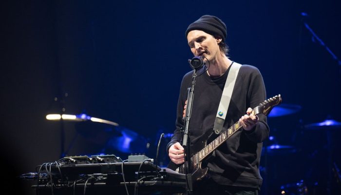 josh-klinghoffer-2022-foto-jim-bennett-getty-images-1395352082_widelg.jpg josh-klinghoffer-2022-foto-jim-bennett-getty-images-1395352082_widelg.jpg
