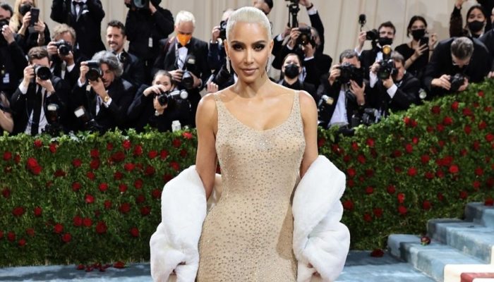 kim-kardashian-met-gala-2022-marilyn-monroe-foto-getty-images-jamie-mccarthy-equipe_widelg.jpg kim-kardashian-met-gala-2022-marilyn-monroe-foto-getty-images-jamie-mccarthy-equipe_widelg.jpg