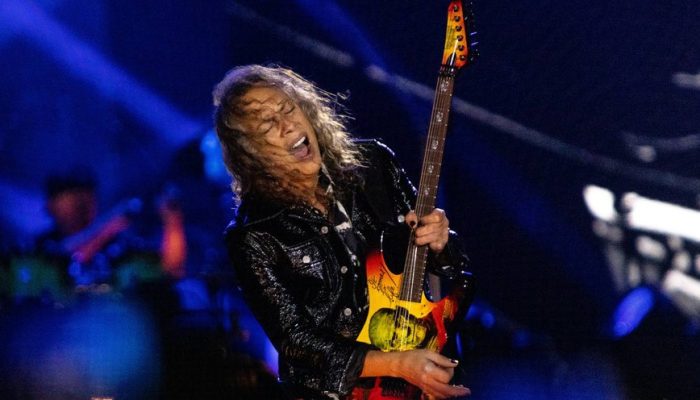 kirk-hammett-metallica-2024-foto-mario-skraban-redferns_widelg.jpg
