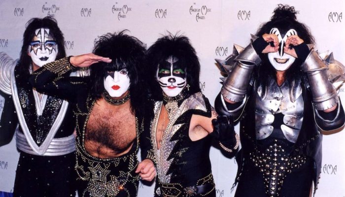 kiss-1999-foto-jeff-kravitz-filmmagic-inc-111154943_widelg.jpg kiss-1999-foto-jeff-kravitz-filmmagic-inc-111154943_widelg.jpg
