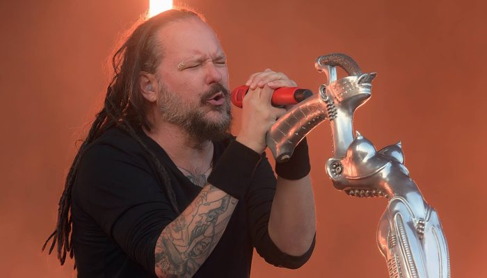 korn-jonathan-davis-2025-foto-Didier-Messens-Getty-Images-2221548899.jpg