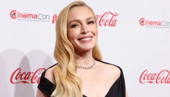 lindsay-lohan-fala-sobre-voltar-a-cantar-em-sexta-feira-muito-louca-2-foi-assustador_widelg.jpg lindsay-lohan-fala-sobre-voltar-a-cantar-em-sexta-feira-muito-louca-2-foi-assustador_widelg.jpg