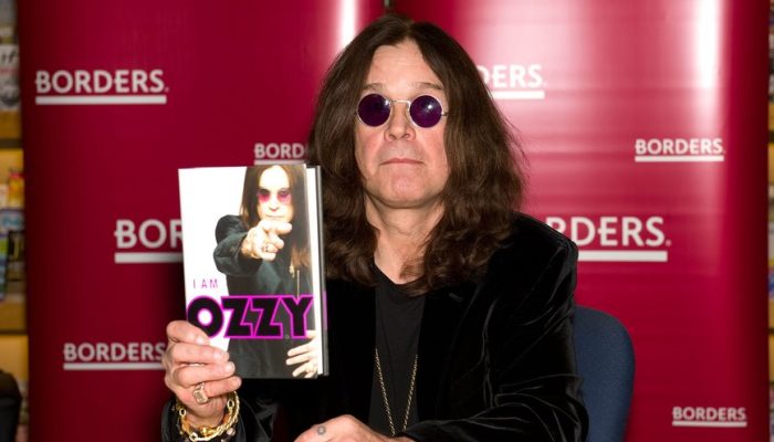 livros-de-ozzy-osbourne-tem-aumento-na-procura-apos-morte-do-vocalista-96219315_1l174638739_widelg.j.jpeg livros-de-ozzy-osbourne-tem-aumento-na-procura-apos-morte-do-vocalista-96219315_1l174638739_widelg.j.jpeg