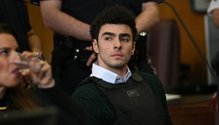 luigi-mangione-tenta-anular-acusacao-de-homicidio-em-nova-york-alegando-dupla-incriminacao_widelg.jp_.jpeg